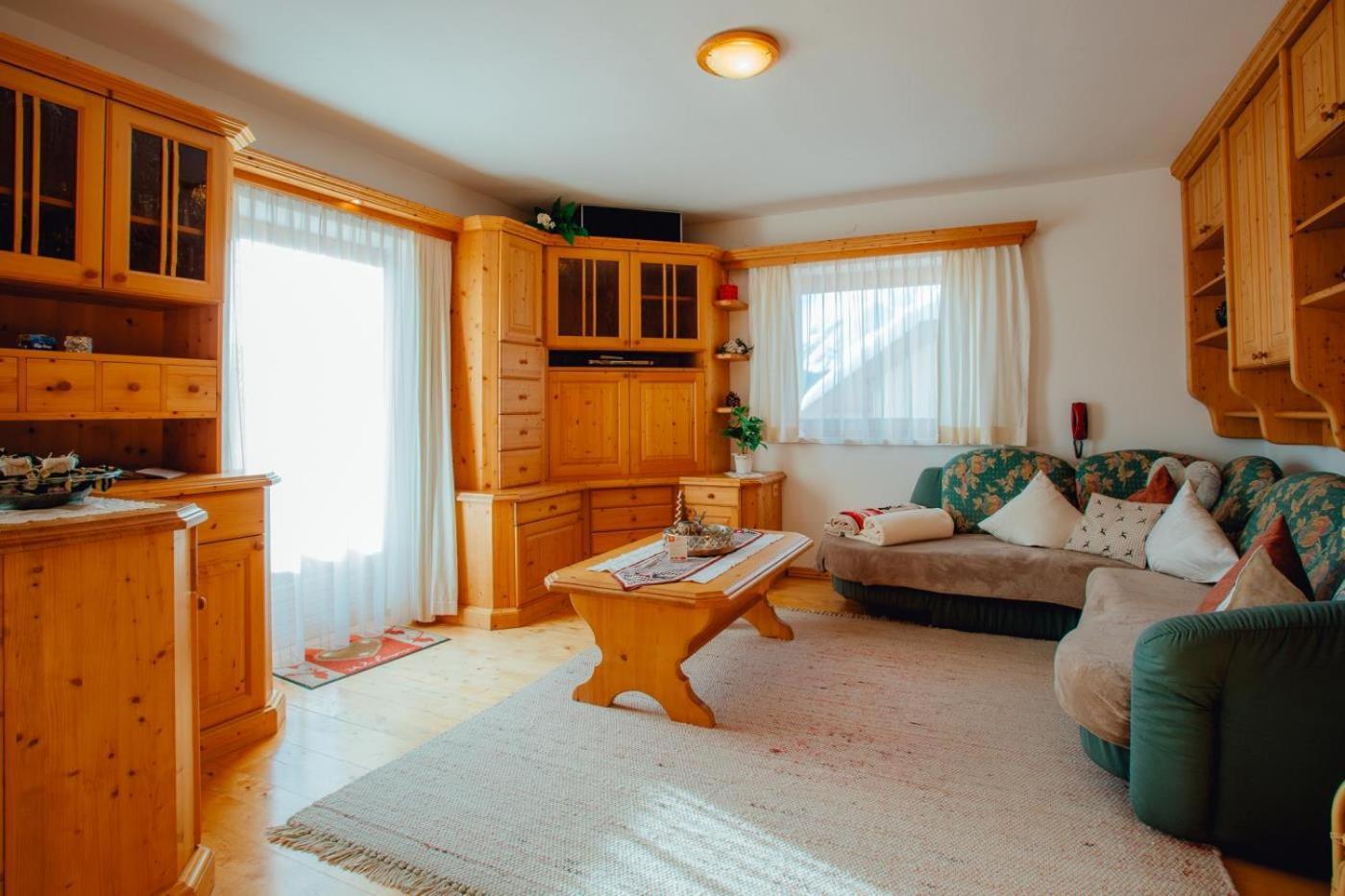 Appartement Seppi By Monicare Seefeld in Tirol Exteriör bild